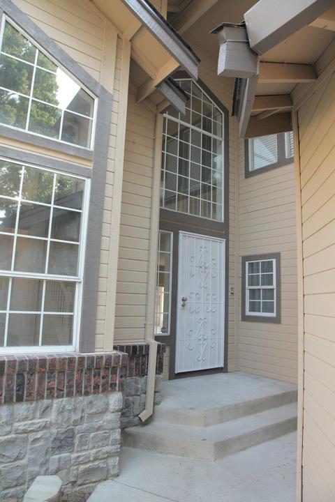 753 Waddell Way, Modesto, CA 95357 photo 2