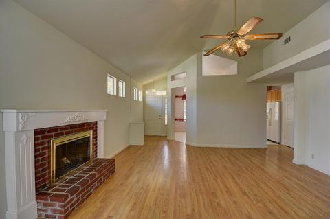 1629 W 4th St, Ripon, CA 95366 photo 2