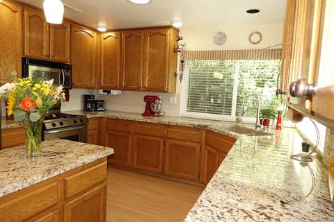 3906 Balverne Ct, Antelope, CA 95843 photo 9