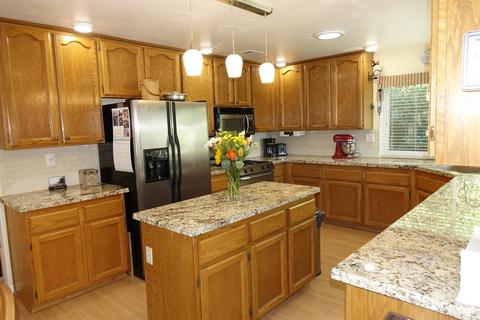 3906 Balverne Ct, Antelope, CA 95843 photo 8