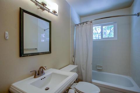2800 Bidwell St #4, Davis, CA 95618 photo 3