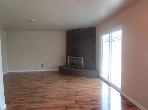 1512 Peppertree Ln, Modesto, CA 95355 photo 9