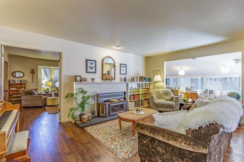 4307 Prospect Dr, Carmichael, CA 95608 photo 4