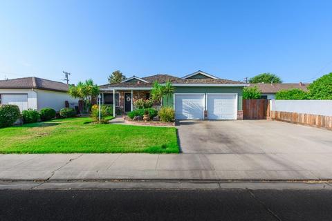 1125 E Alameda St, Manteca, CA 95336 photo 2