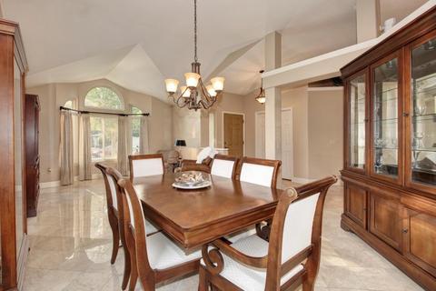 8332 Raffia Ct, Antelope, CA 95843 photo 4