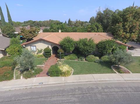 2733 Deerfield Pl, Modesto, CA 95355 photo 1