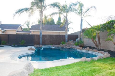 1421 Inspiration Dr, Modesto, CA 95357 photo 2