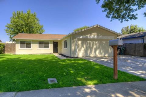 2821 Poppypatch Dr, Modesto, CA 95354 photo 2