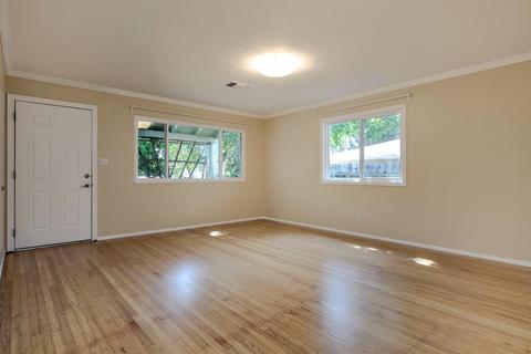1303 L St, Davis, CA 95616 photo 4