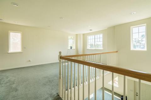 2481 Garrett Ct, Tracy, CA 95377 photo 8