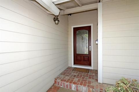 6018 Ellerslee Dr, Carmichael, CA 95608 photo 2