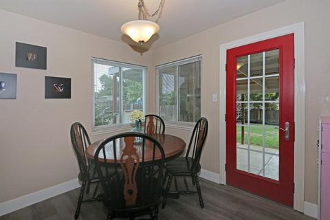 6018 Ellerslee Dr, Carmichael, CA 95608 photo 9