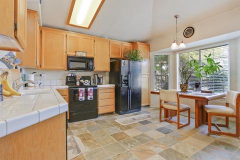 2210 Fairchild Dr, Lodi, CA 95240 photo 7