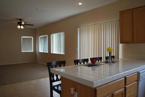1601 7th St, Hughson, CA 95326 photo 4