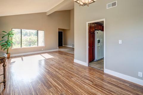 1038 Veterans Ct, Martinez, CA 94553 photo 4