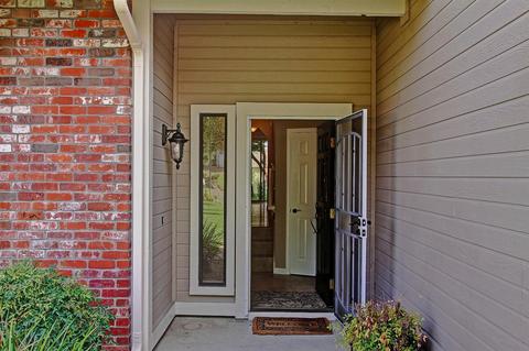 8585 Briarbrook Cir, Orangevale, CA 95662 photo 5