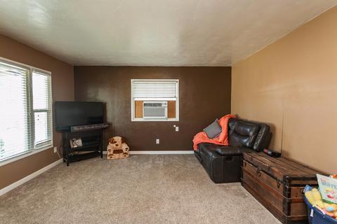 2024 6th St, Hughson, CA 95326 photo 4