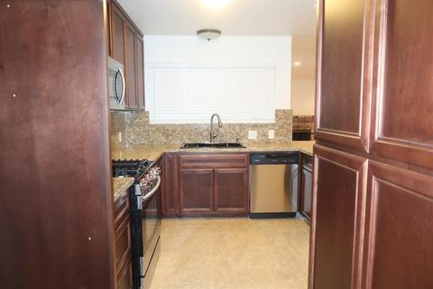 1425 Gary Ln, Modesto, CA 95355 photo 4