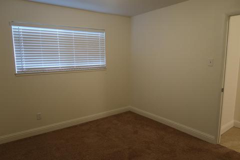 1425 Gary Ln, Modesto, CA 95355 photo 25