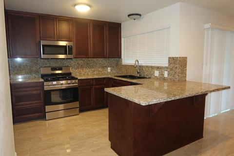1425 Gary Ln, Modesto, CA 95355 photo 2