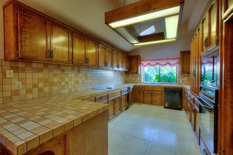722 E Milgeo Ave, Ripon, CA 95366 photo 6