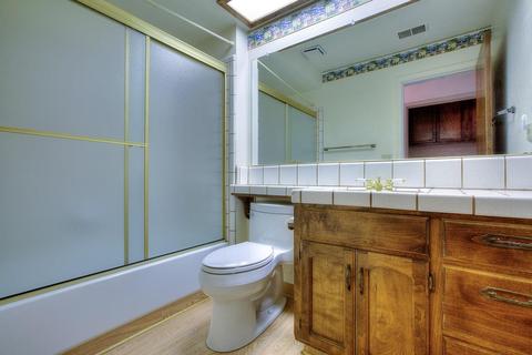 722 E Milgeo Ave, Ripon, CA 95366 photo 9