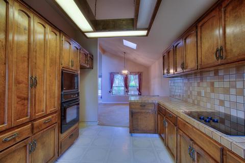 722 E Milgeo Ave, Ripon, CA 95366 photo 4