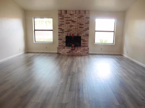 1406 Aksland Dr, Manteca, CA 95336 photo 3