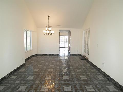 1304 Zanie Ct, Modesto, CA 95355 photo 11