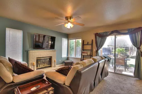 8353 Elegans Ct, Antelope, CA 95843 photo 6