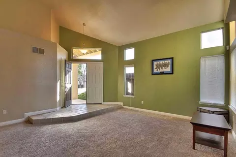 8353 Elegans Ct, Antelope, CA 95843 photo 4