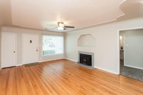 2046 Roble Ave, Modesto, CA 95354 photo 4