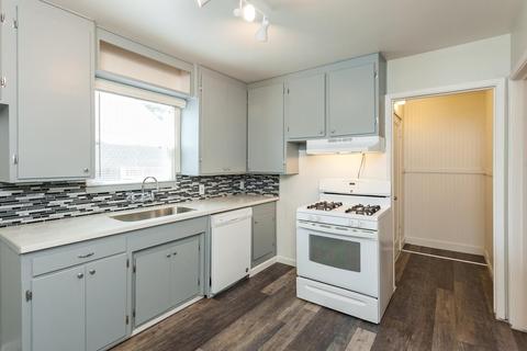 2046 Roble Ave, Modesto, CA 95354 photo 7