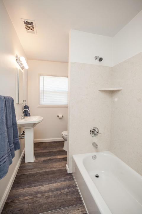 2046 Roble Ave, Modesto, CA 95354 photo 8