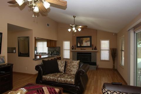 1733 Burgundy Dr, Lodi, CA 95242 photo 5