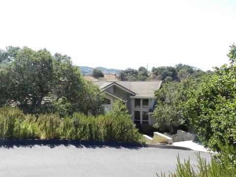 828 Quail Ridge Ln, Salinas, CA 93908 photo 1