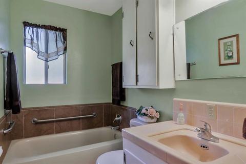 3213 University Dr, Modesto, CA 95350 photo 8
