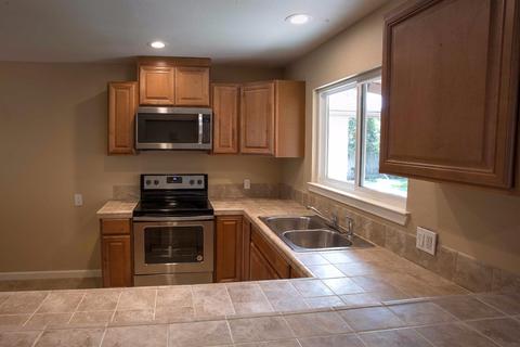 3303 Alta Way, Modesto, CA 95350 photo 6