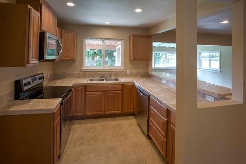3303 Alta Way, Modesto, CA 95350 photo 5