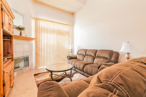 812 Zumstein Dr, Ripon, CA 95366 photo 4