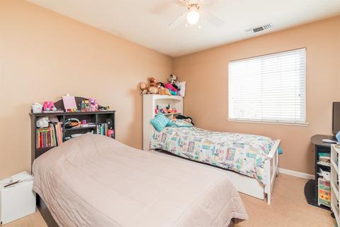 812 Zumstein Dr, Ripon, CA 95366 photo 16