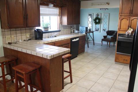 2309 Dale Ave, Ceres, CA 95307 photo 2