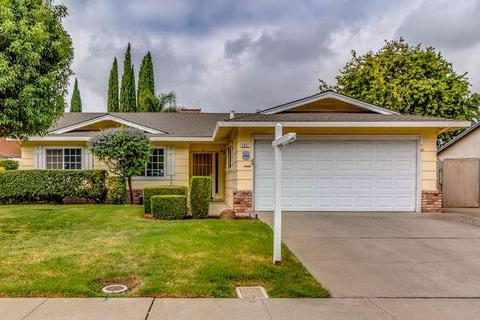 2001 Forest Ln, Manteca, CA 95336 photo 1