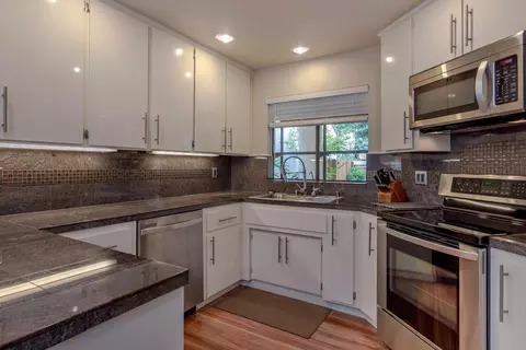 3176 Newport Ter, Davis, CA 95618 photo 6