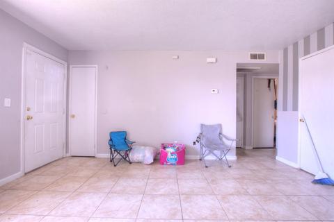 745 Lambert Way, Turlock, CA 95380 photo 3