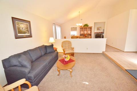 1965 Foxtail Ct, Tracy, CA 95376 photo 4
