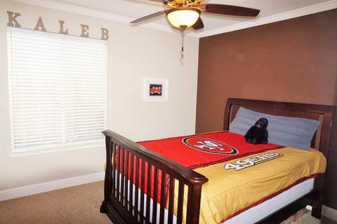 8333 Raffia Ct, Antelope, CA 95843 photo 15