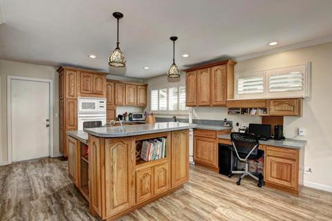 2605 Loyola Dr, Davis, CA 95618 photo 11