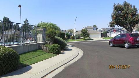 2925 Burns Ct, Modesto, CA 95355 photo 2