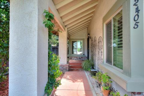 2405 Shadow Oak Ln, Modesto, CA 95355 photo 3